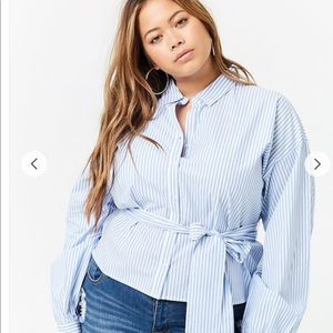 Bow Tie Pinned stripped blouse